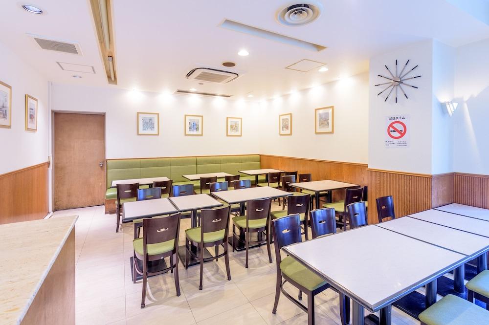 Shin-Osaka Sunny Stone Hotel Екстериор снимка